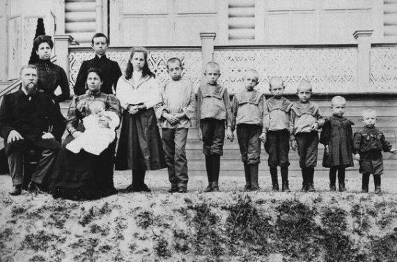 covjek i zena sa desetero djece