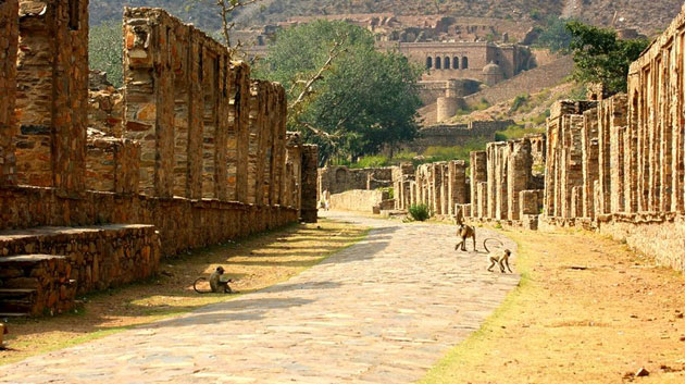 ostaci starog grada Bhangarh