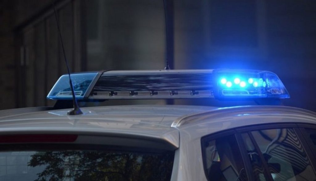 policija