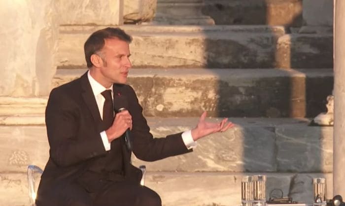 Macron poziva Evropu da se ujedini protiv Rusije, Kine i Amerike.